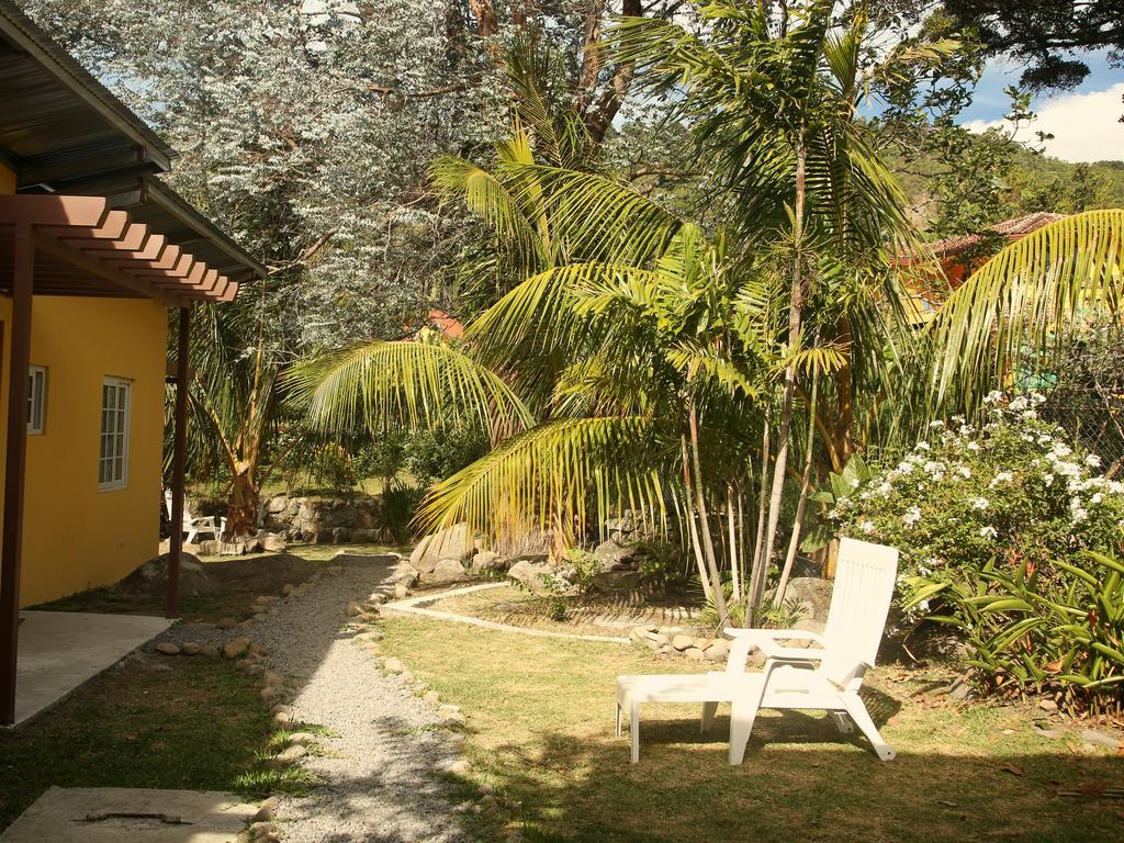 Hostal Gaia ボケテ エクステリア 写真